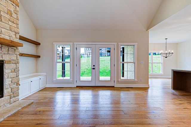 6007 Brentwood Drive, Crestwood, KY 40014