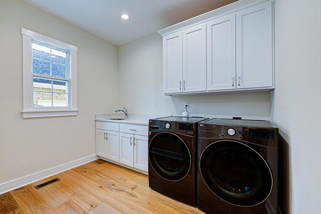 6007 Brentwood Drive, Crestwood, KY 40014