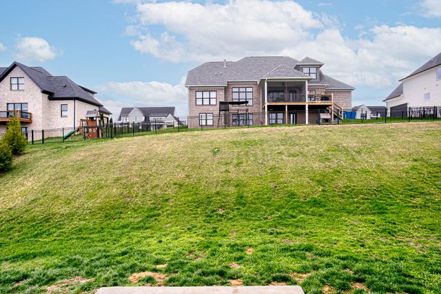 6007 Brentwood Drive, Crestwood, KY 40014