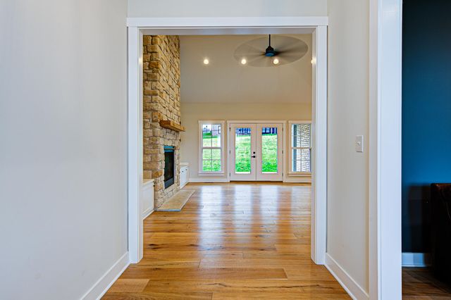 6007 Brentwood Drive, Crestwood, KY 40014