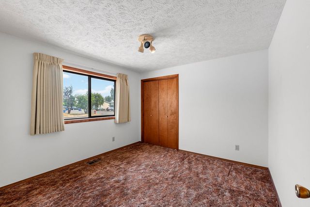 1026 E Barker St, Medical Lake, WA 99022