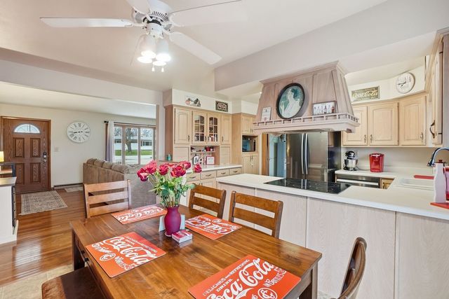 101 S 4080w Road, Kankakee, IL 60901