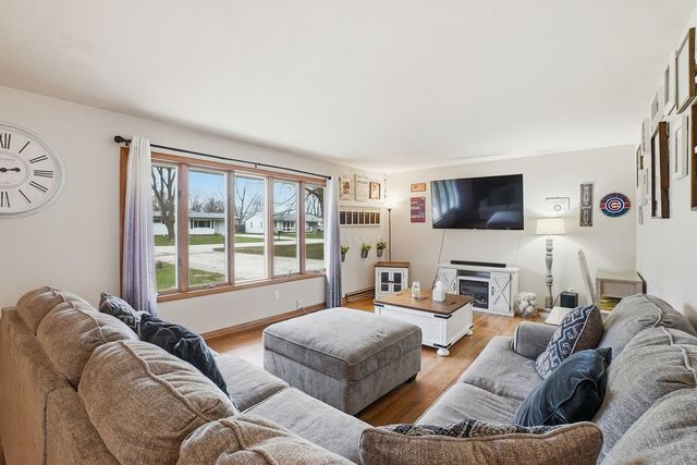 101 S 4080w Road, Kankakee, IL 60901