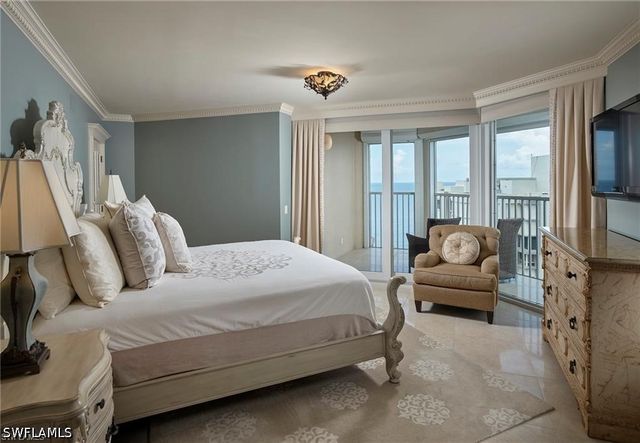 4041 Gulf Shore BLVD N PH5, Naples, FL 34103