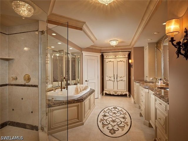 4041 Gulf Shore BLVD N PH5, Naples, FL 34103