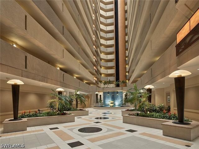 4041 Gulf Shore BLVD N PH5, Naples, FL 34103