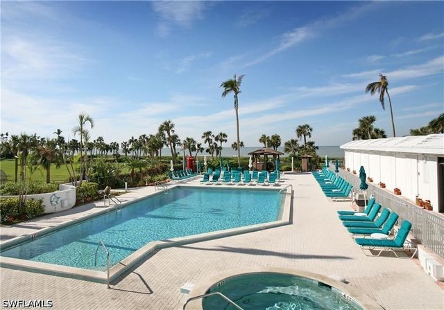 4041 Gulf Shore BLVD N PH5, Naples, FL 34103
