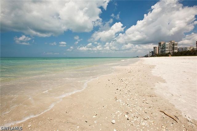 4041 Gulf Shore BLVD N PH5, Naples, FL 34103