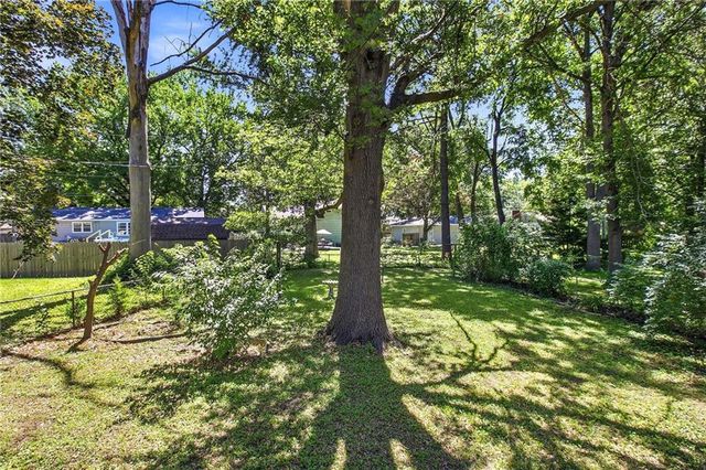 7915 Evanston Street, Raytown, MO 64138