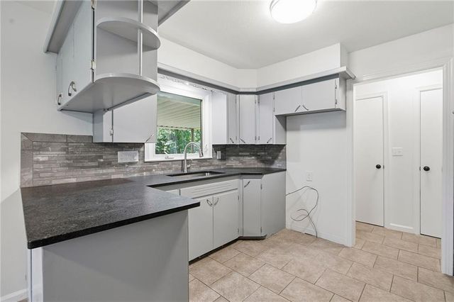 7915 Evanston Street, Raytown, MO 64138
