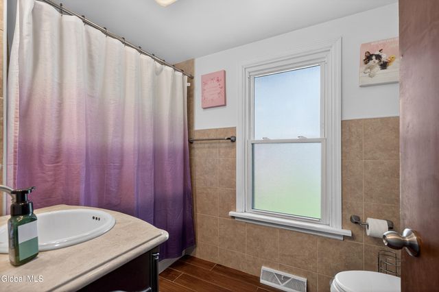 1463 Dalton Drive, Schenectady, NY 12308