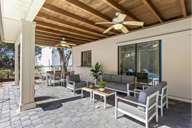 2512 Lone Pine Road, Palm Beach Gardens, FL 33410