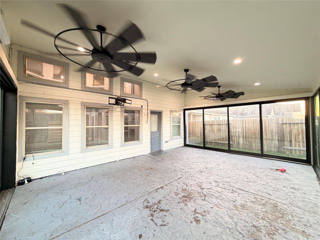 12119 Golden Oasis Lane, Humble, TX 77346