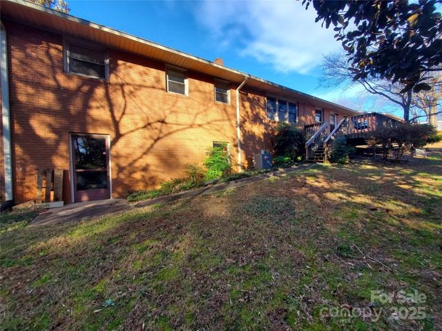 1303 Hunt Street, Shelby, NC 28152