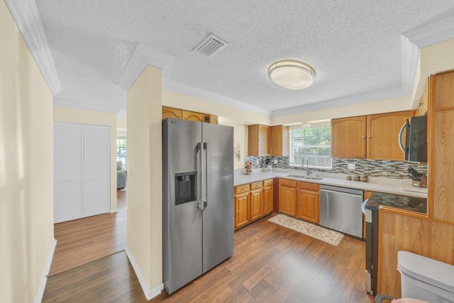 1350 Riverside Circle Unit 1, Wellington, FL 33414