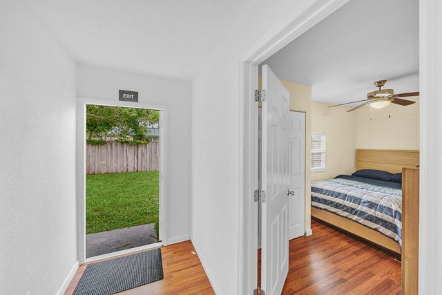 1350 Riverside Circle Unit 1, Wellington, FL 33414