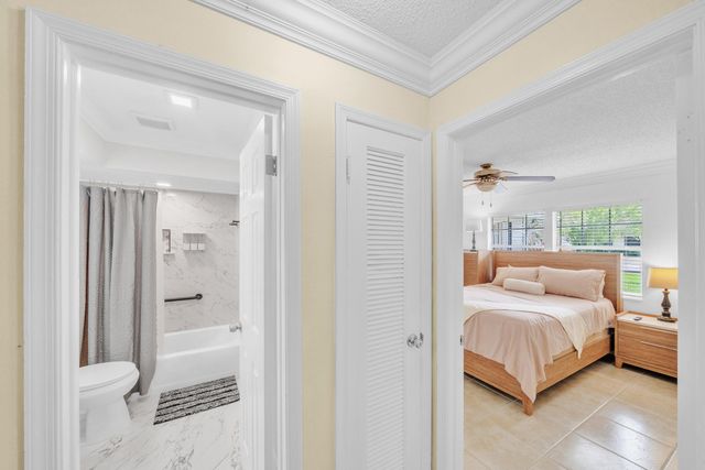 1350 Riverside Circle Unit 1, Wellington, FL 33414