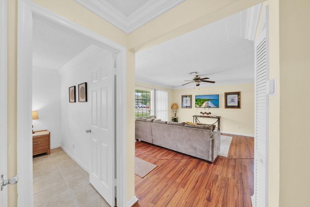 1350 Riverside Circle Unit 1, Wellington, FL 33414