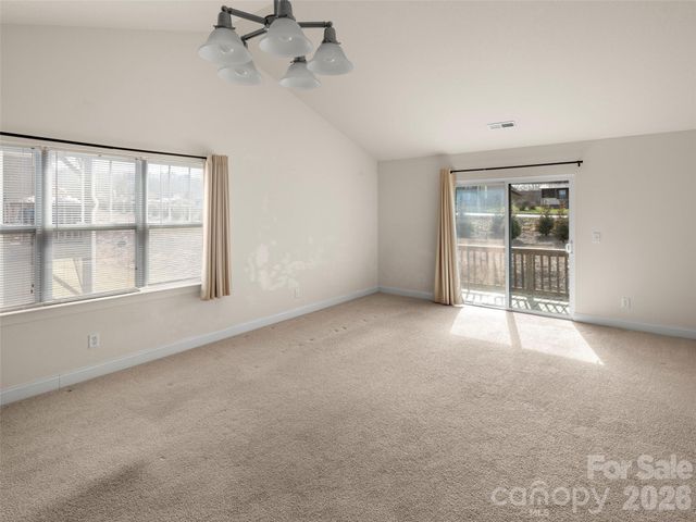 123 Foxden Drive 201, Fletcher, NC 28732