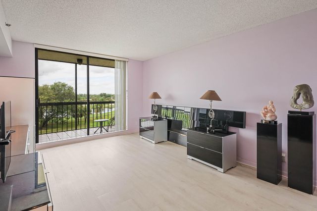 5301 FOUNTAINS Drive S 501, Lake Worth, FL 33467