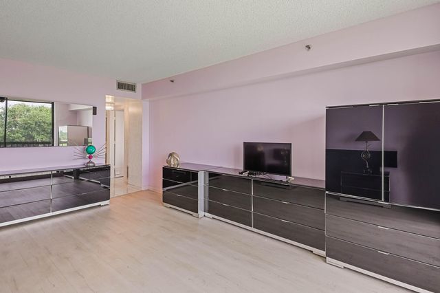 5301 FOUNTAINS Drive S 501, Lake Worth, FL 33467