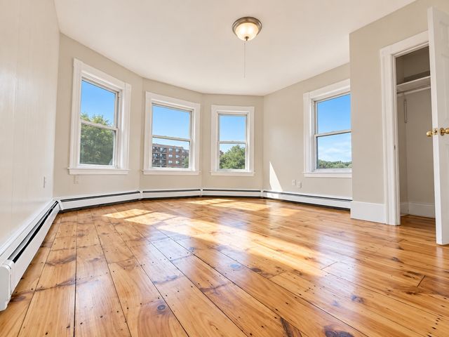 131 Clarendon 3, Fitchburg, MA 01420