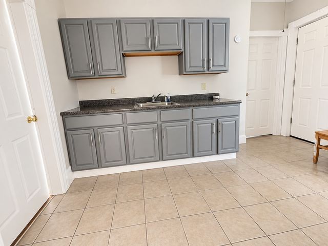 131 Clarendon 3, Fitchburg, MA 01420