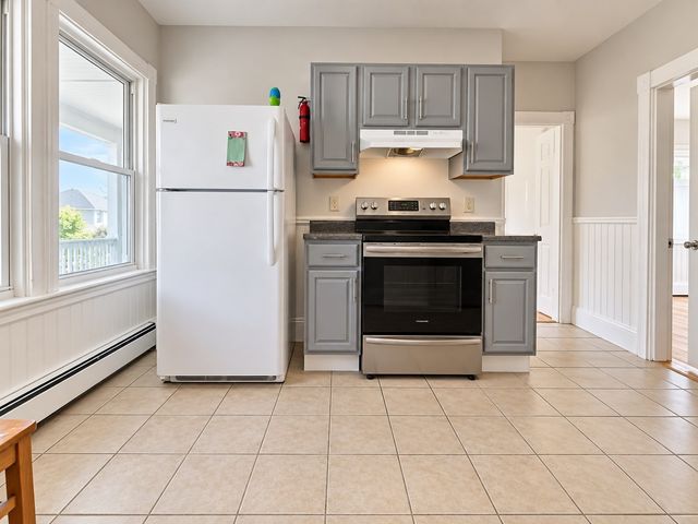 131 Clarendon 3, Fitchburg, MA 01420