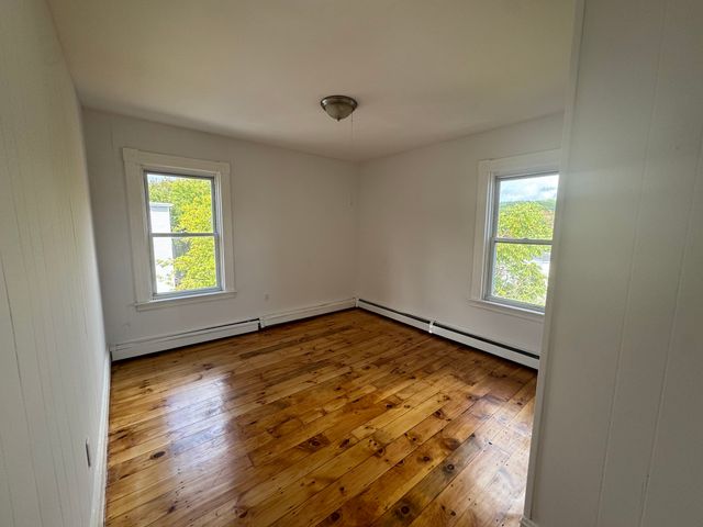 131 Clarendon 3, Fitchburg, MA 01420