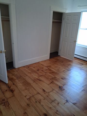 131 Clarendon 3, Fitchburg, MA 01420