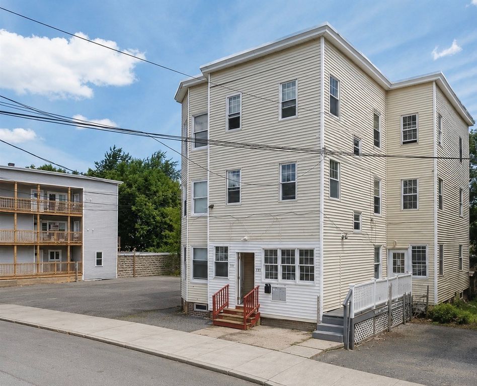 131 Clarendon 3, Fitchburg, MA 01420