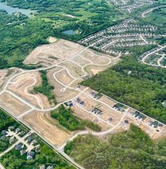 2728 MISTY FLOWER DR, Columbia, MO 65203