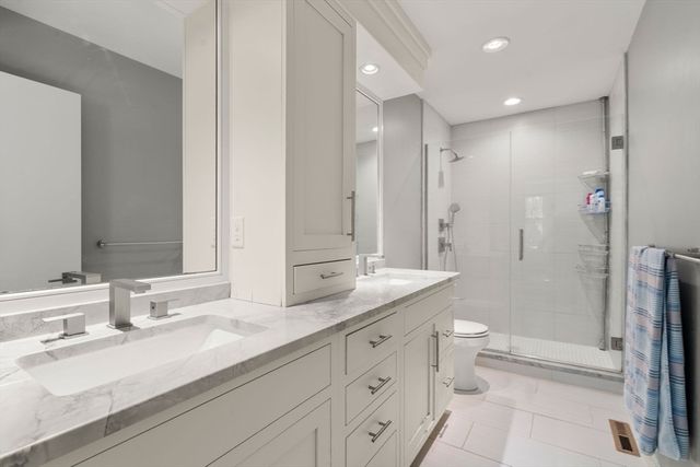 26 Denmark 26, Needham, MA 02492