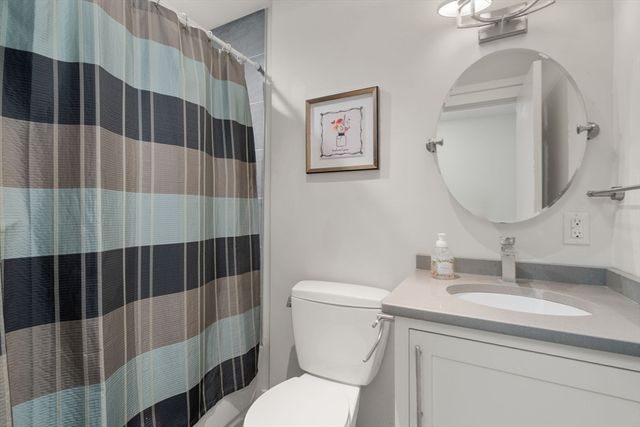 26 Denmark 26, Needham, MA 02492