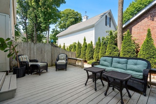 26 Denmark 26, Needham, MA 02492