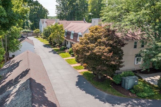 26 Denmark Lane 26, Needham, MA 02492