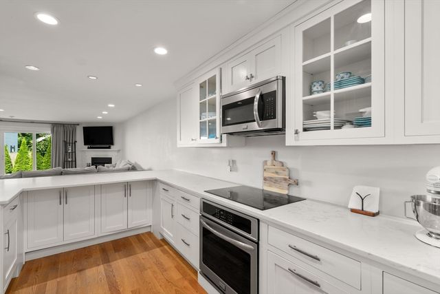 26 Denmark 26, Needham, MA 02492