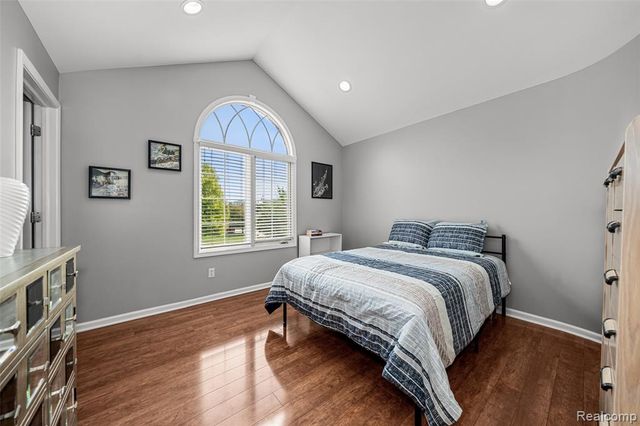 52455 Indian Summer Drive, Chesterfield, MI 48051