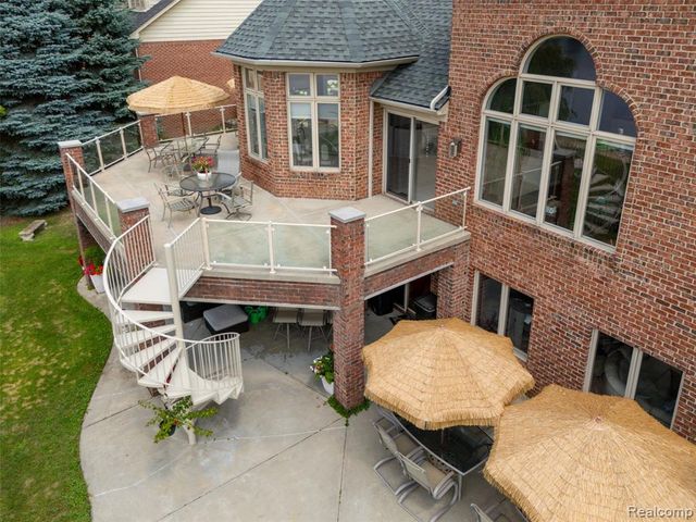 52455 Indian Summer Drive, Chesterfield, MI 48051
