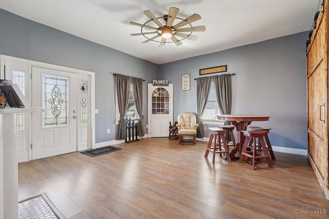 213 N Broadway St, Blanchester, OH 45107