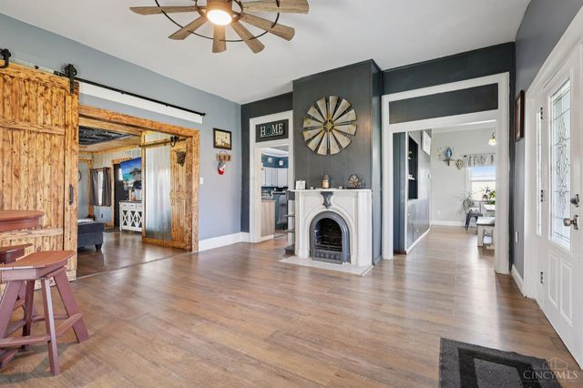 213 N Broadway St, Blanchester, OH 45107