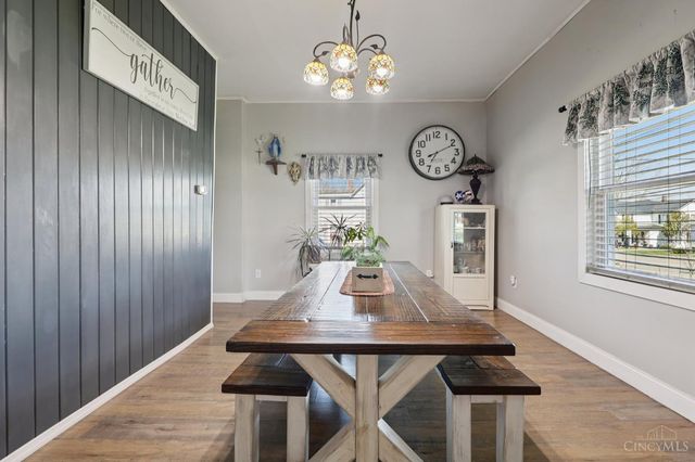 213 N Broadway St, Blanchester, OH 45107