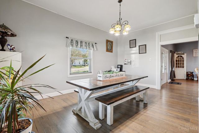 213 N Broadway St, Blanchester, OH 45107