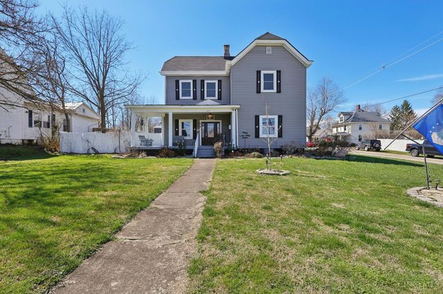 213 N Broadway St, Blanchester, OH 45107