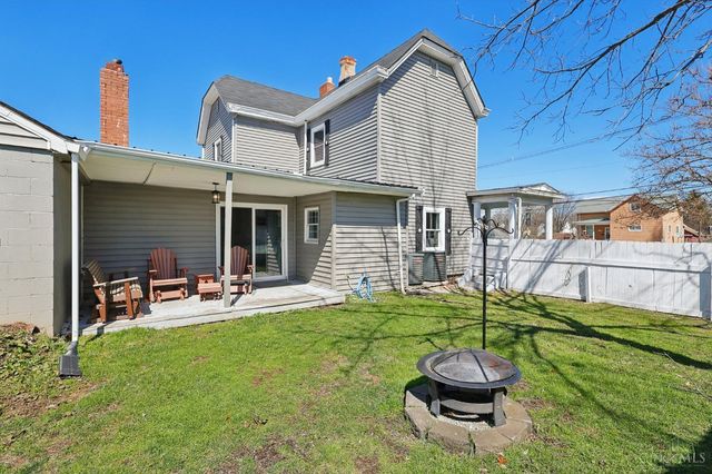 213 N Broadway St, Blanchester, OH 45107