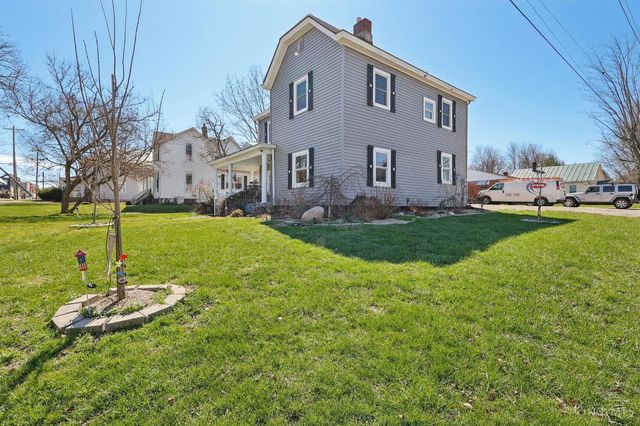 213 N Broadway St, Blanchester, OH 45107