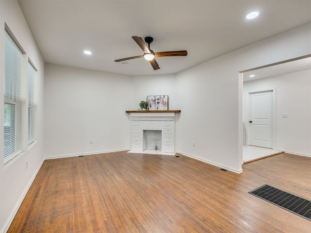 64 N Gillette Avenue, Tulsa, OK 74110
