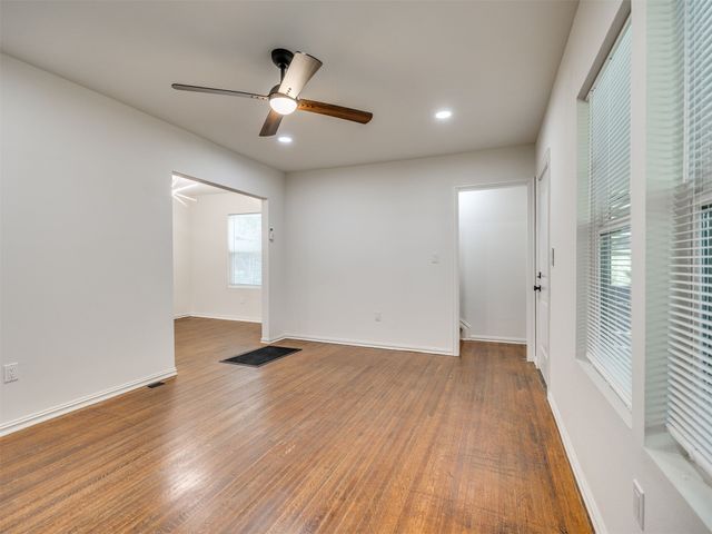 64 N Gillette Avenue, Tulsa, OK 74110