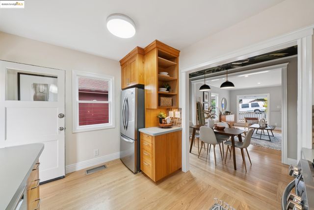 1804 San Benito St, Richmond, CA 94804