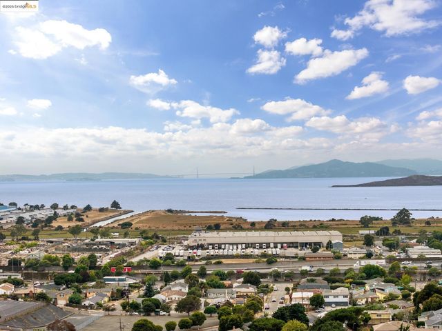 1804 San Benito St, Richmond, CA 94804